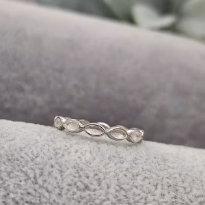 Plain Almond Eye Ring